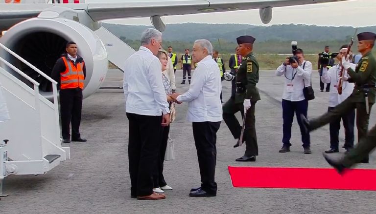 AMLO y Miguel Díaz Canel 