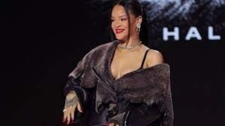 Conoce a qué hora es el show de Rihanna. Foto: Internet