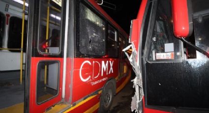 En pleno San Valentín: Chocan 2 unidades de Metrobús en la CDMX; así atendieron a los lesionados