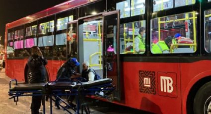 Dos personas permanecen en el hospital tras choque en el Metrobús del 14 de febrero