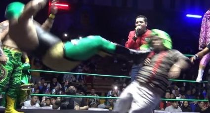 (VIDEO) 'Medio Metro' le entra a la lucha libre y recibe patadas voladoras que lo volvieron viral