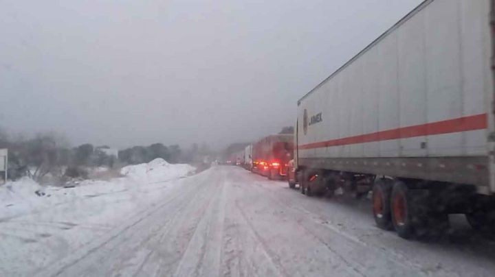 Por heladas y caída de nieve, suspenden clases en escuelas de 20 municipios de Sonora