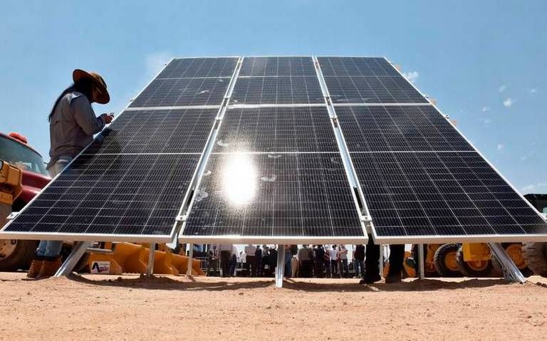 El pasado viernes, el presidente inauguró la Planta Fotovoltaica en Sonora. Foto: Internet