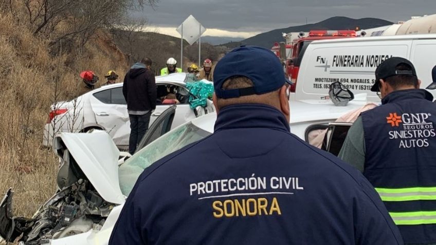 (FOTOS) Fatídico accidente en Sonora: Cinco personas mueren tras choque en carretera