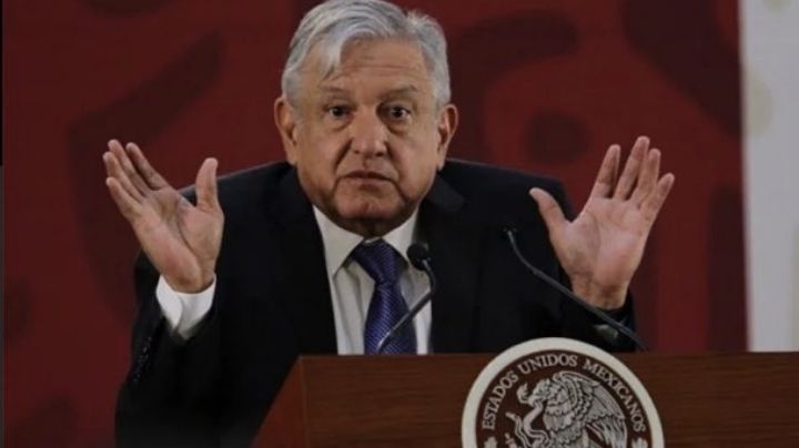 'Mañanera' de AMLO: López Obrador demandará a César de Castro, abogado de García Luna