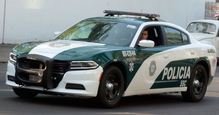 Policía en Iztacalco