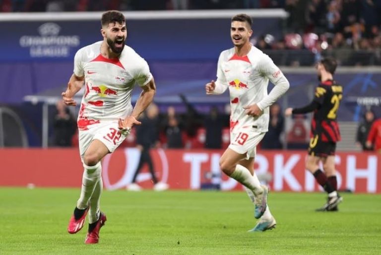 Manchester City sufre al final y el Leipzig le saca el empate en la Champions League