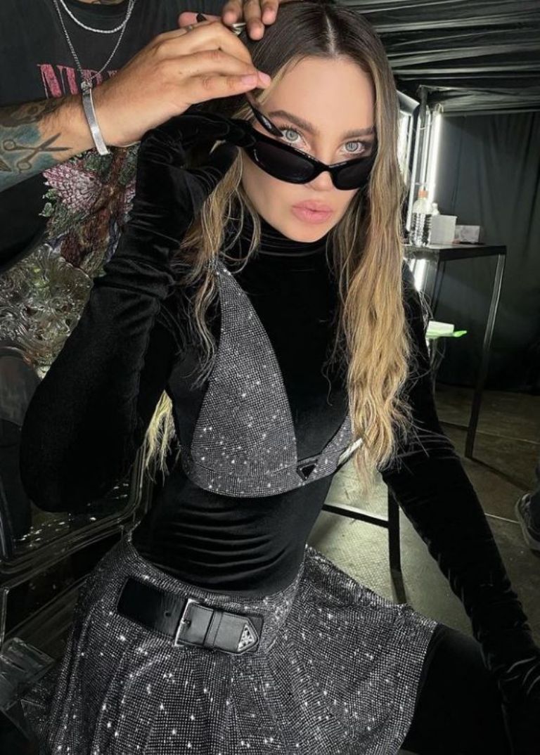 Lyn criticó los vestuarios de Belinda