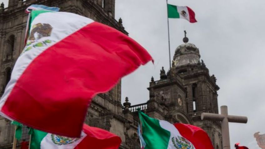 ¿Trabajar en el Día de la Bandera se paga doble? Te explicamos si es un día oficial para la LFT