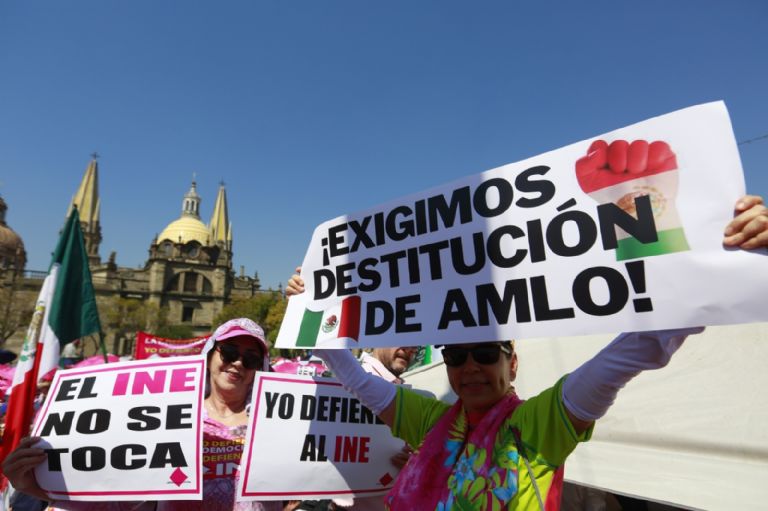 Marcha del INE en CDMX reúne a miles de personas. Foto: Twitter