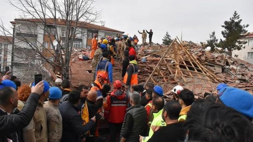 A 3 semanas del terremoto en Turquía, nuevo sismo de 5.6 derrumba edificios; hay un muerto y heridos