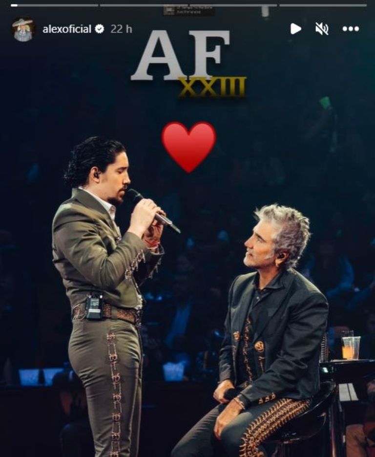 Alejandro y su hijo compartieron escenario