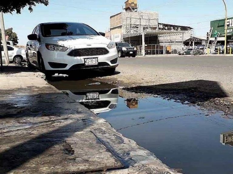 Colapsan drenajes en Cajeme. Foto: Internet