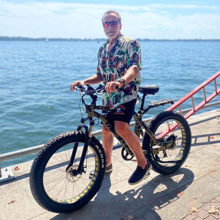  Arnold Schwarzenegger