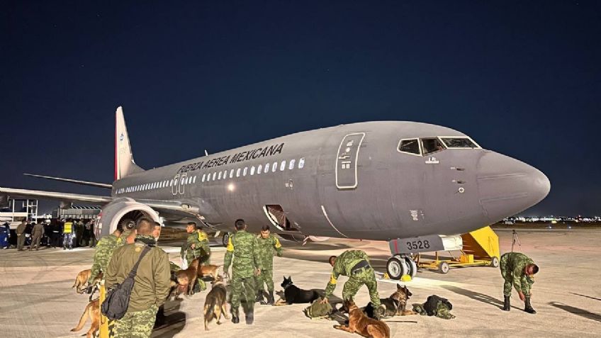 FOTOS: Militares y 'perritos' rescatistas viajan a Turquía y Siria para ayudar tras terremoto mortal