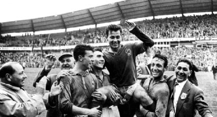 Muere Just Fontaine, leyenda del futbol de Francia y récord de goleo en un Mundial