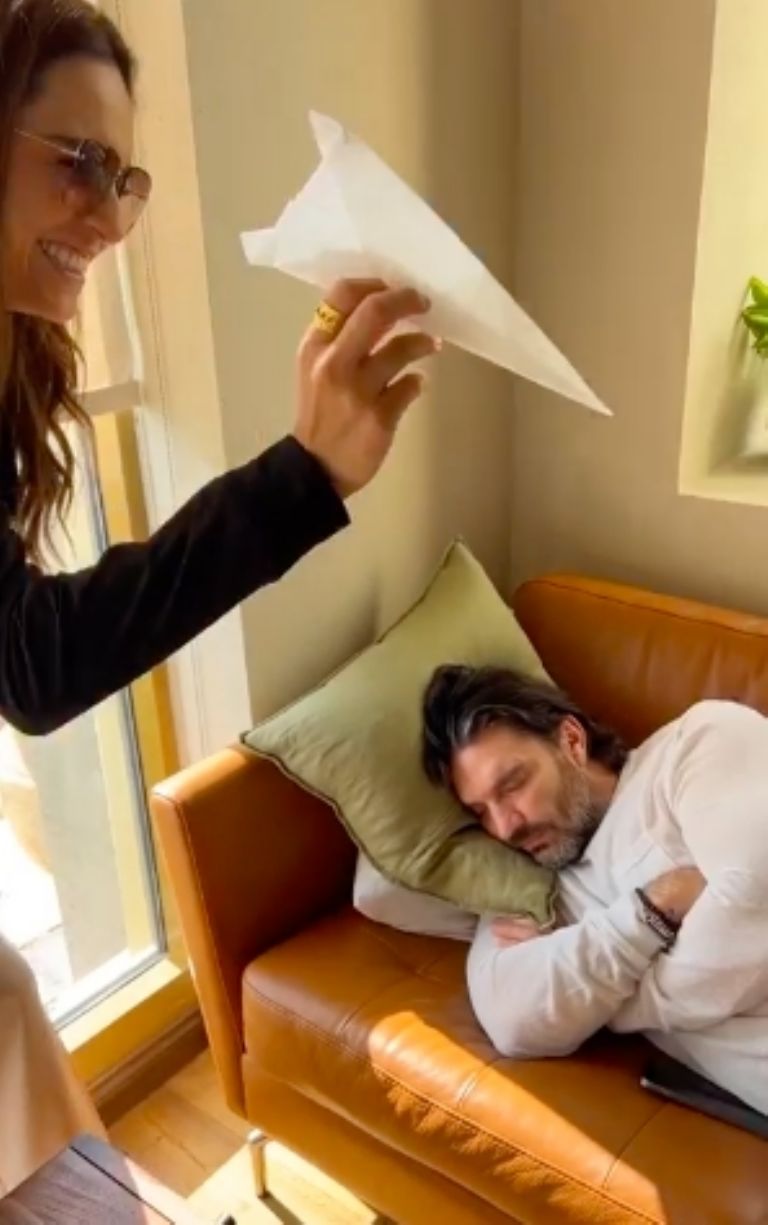 Tania Rincón y Julián Gil 