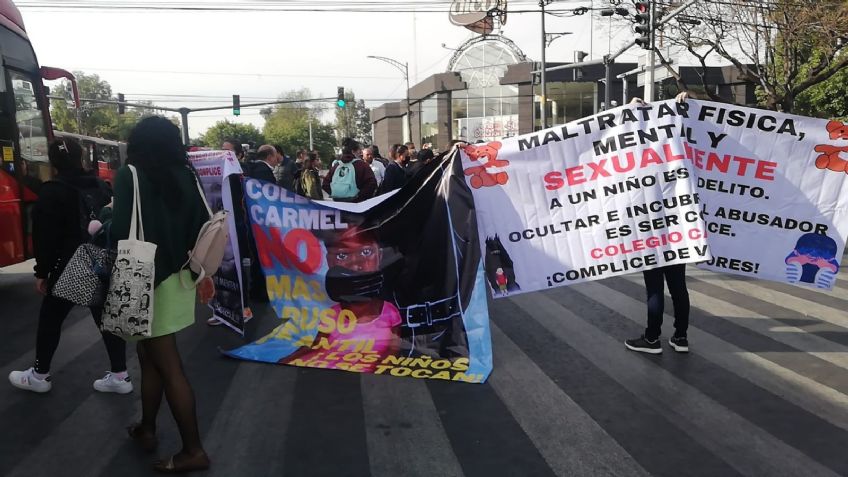 Exigen justicia por presuntos abusos en Colegio Carmel, en Coyoacán; bloquean avenidas