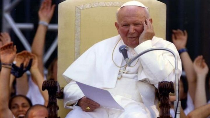 Golpe a la Iglesia: Libro revela que Juan Pablo II ocultó pederastia previo a ser Papa