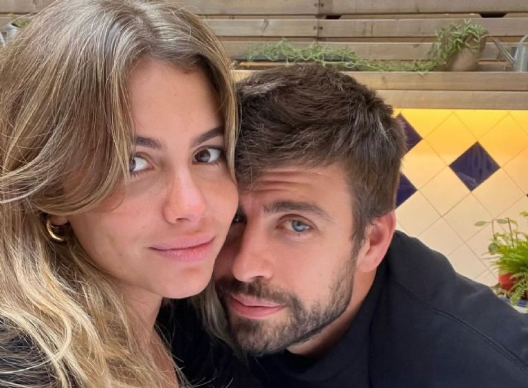 Piqué y Clara Chía