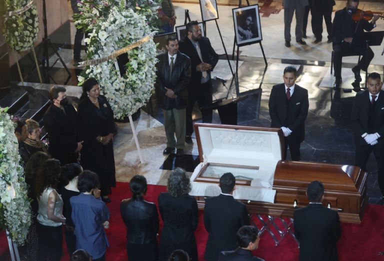 Realizan homenaje a Ignacio López Tarso en Bellas Artes. Foto: Twitter