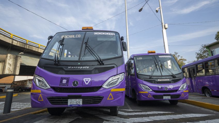 La Ciudad de México le dice adiós a los viejos microbuses y busca que para 2025 desaparezcan