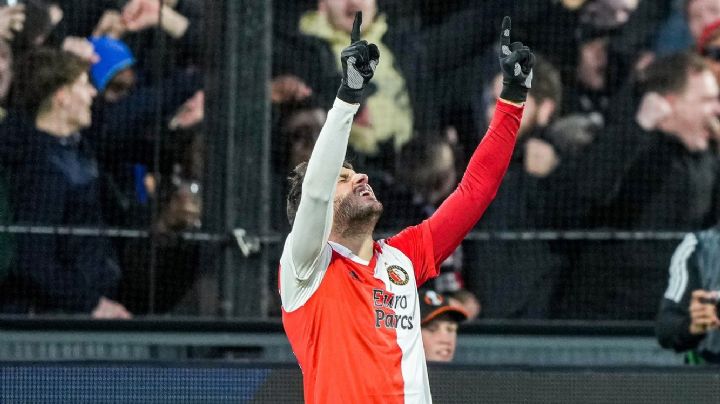 Con nuevo gol de Santiago Giménez, Feyenoord propina goleada al Shakhtar y avanza en Europa League