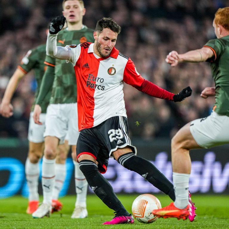 Con nuevo gol de Santiago Giménez, Feyenoord propina goleada al Shakhtar y avanza en Europa League