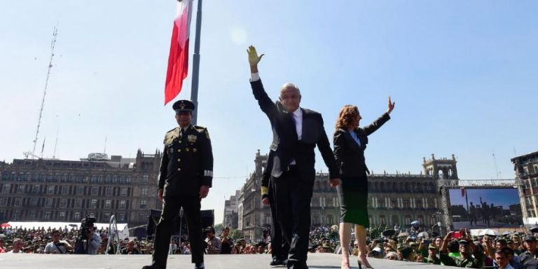 AMLO invita a sus simpatizantes a su marcha de mañana, sábado 18 de marzo. Foto: Internet