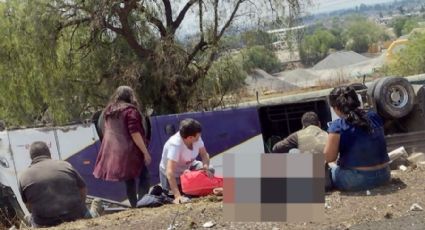 Impactante accidente: Volcadura de camión de pasajeros deja 15 heridos en la Ecatepec-Pirámides