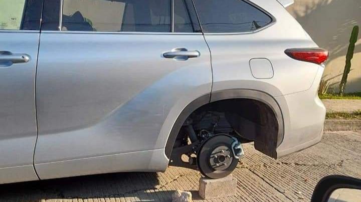 Robo de autopartes en la CDMX: Tras fuerte operativo en Álvaro Obregón aseguran cinco toneladas