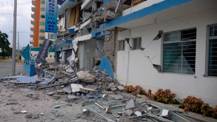 VIDEOS: Sismo con magnitud de 6.8 grados sacude a Ecuador; reportan a una víctima fatal