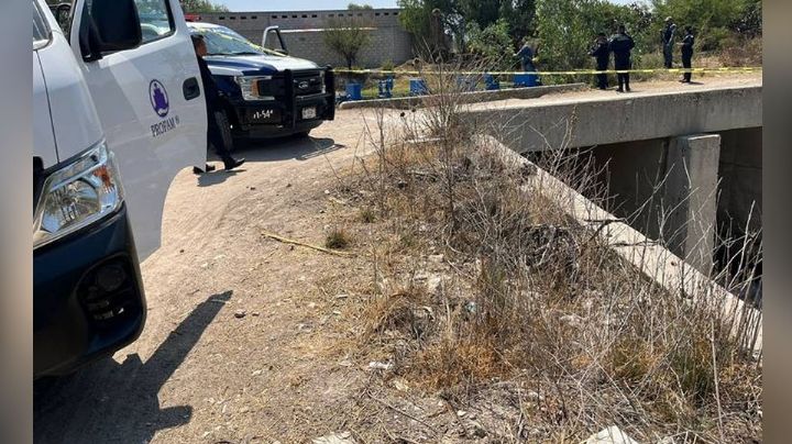 Encuentran dos cadáveres putrefactos dentro de un canal de aguas negras en Hidalgo