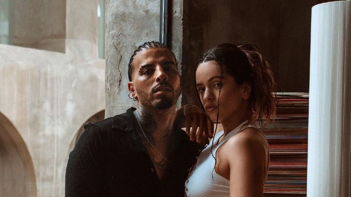 VIDEO: ¡'Motomami' se casa! Rosalía anuncia su compromiso con Rauw Alejandro y presume su anillo