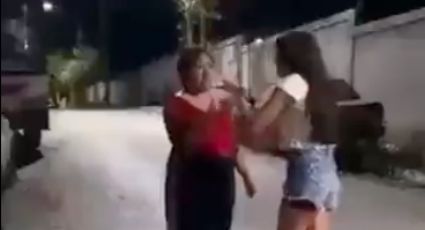 VIDEO: "¿Te vas a dejar? Me vale si lloras": Mujer golpea a su hija para 'enseñarle' a defenderse del bullying