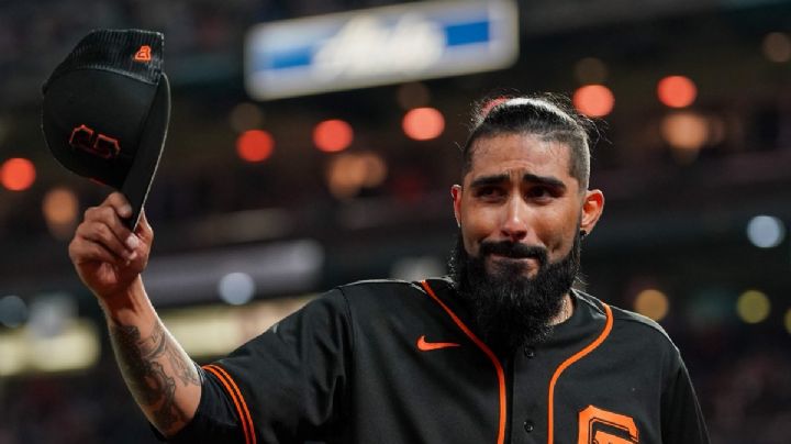 Entre lágrimas y con los Tigres del Norte, así despidió Sergio Romo su carrera como profesional