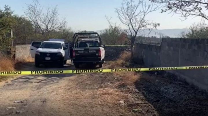 Localizan dos cadáveres con huellas de violencia a la orilla de una brecha en Morelos
