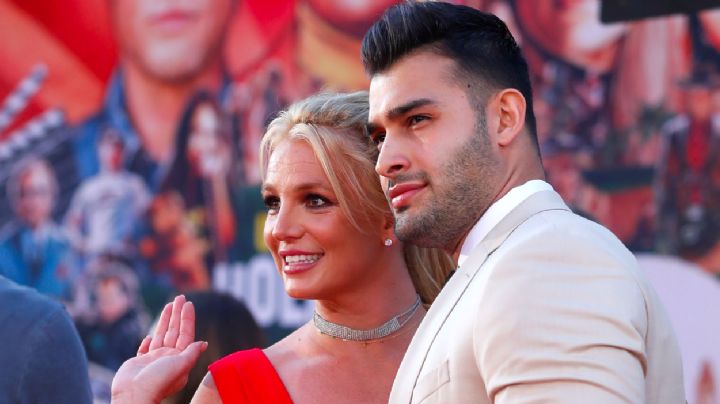 ¿Problemas en el paraíso? Britney Spears viaja a Hawaii sin su esposo Sam Asghari y su anillo de bodas