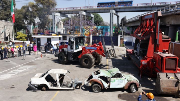 Ya son más de 800 autos chatarra los que se han mandado al corralón en la CDMX