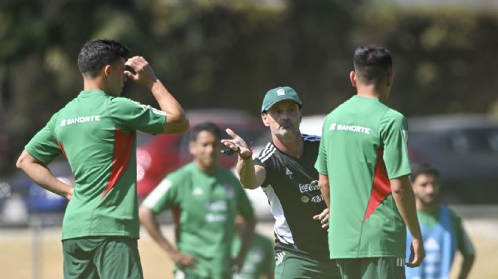 Diego Cocca elige su primera alineación y advierte: "Los sistemas me los dan los jugadores"