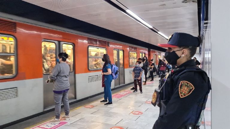 8M en el Metro de la CDMX