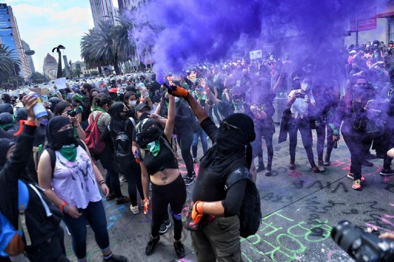 Marcha por el 8M en la CDMX