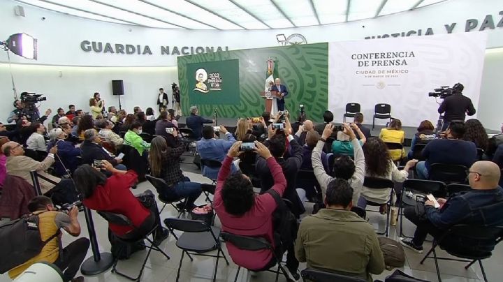 AMLO cumple: Realiza conferencia 'mañanera' en "extravagante y ostentoso" búnker de García Luna