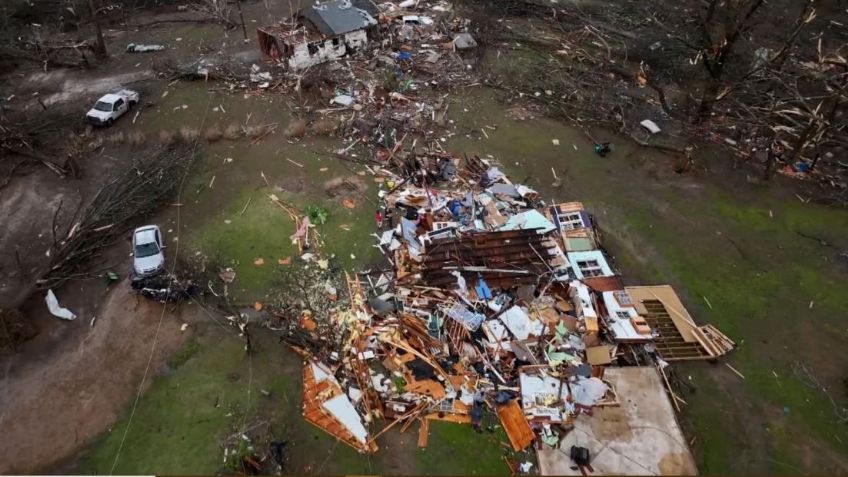 VIDEO: Devastador tornado mata a 11 personas en EU; estiman que podría haber más víctimas