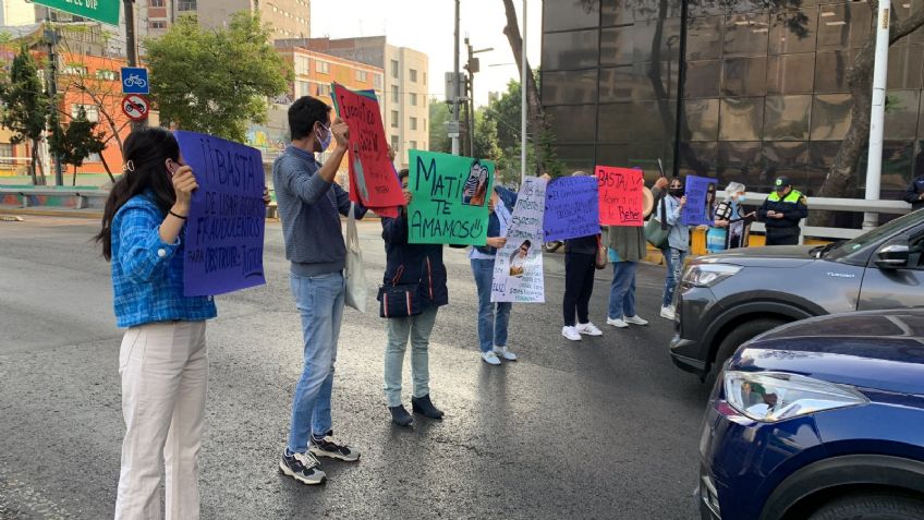 Exigen justicia por el pequeño Isaac Matías de cinco años y bloquean la Glorieta de los Insurgentes