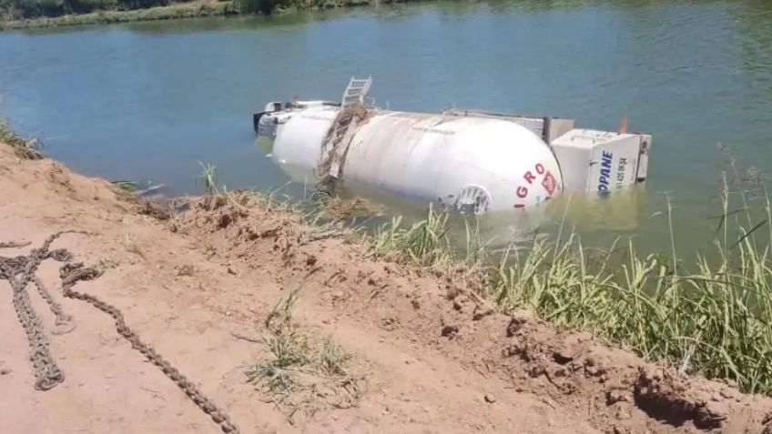 Alerta en Cajeme: Pipa de gas cae a Canal Bajo; Bomberos y GN se movilizan para levantarla