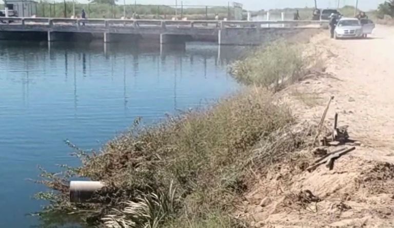 Familia muere tras caer a canal en Cajeme. Foto: Facebook