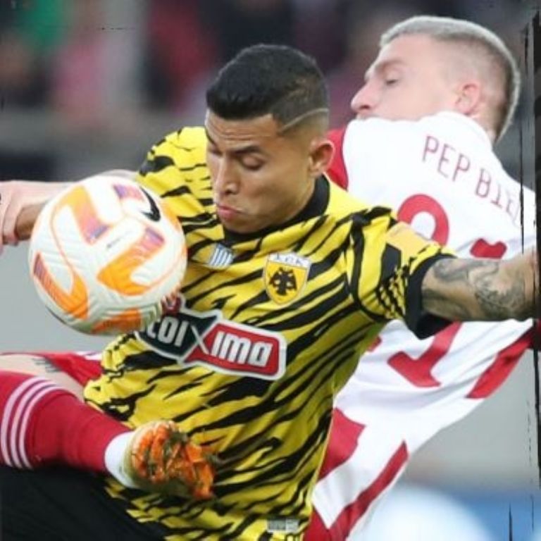¡Jugará la Final! AEK de Orbelín Pineda vence en el global a Olympiakos y disputará el título de Copa