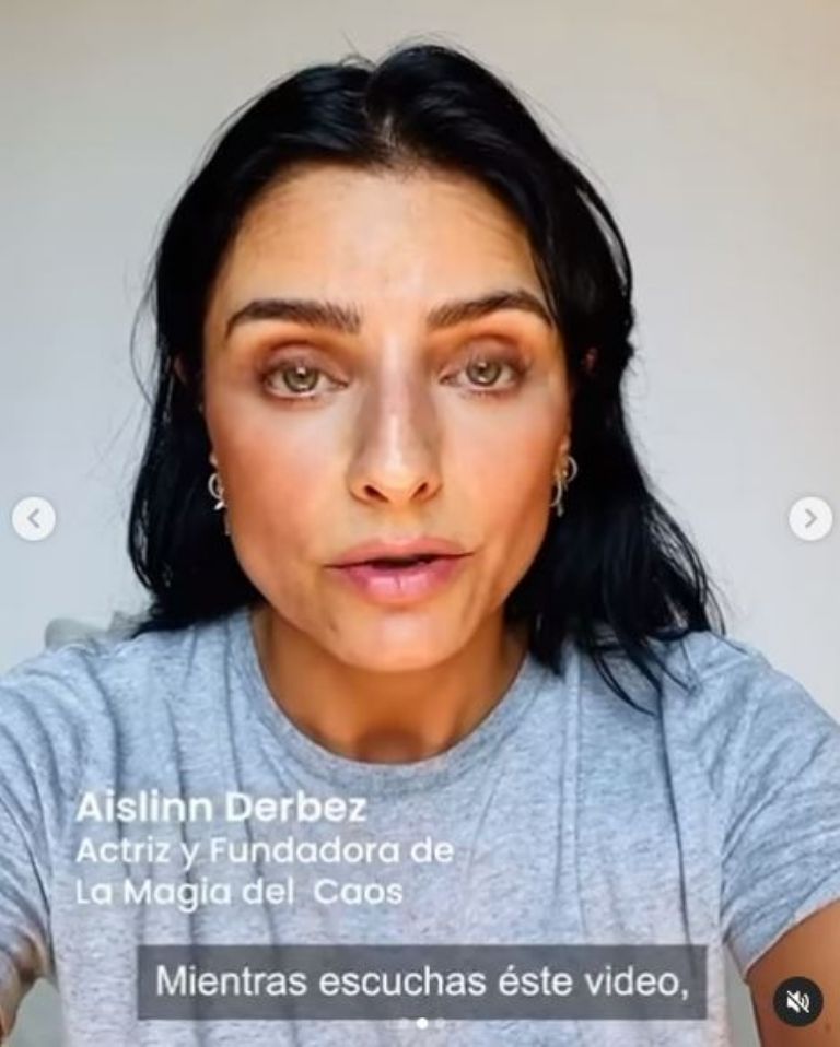 Aislinn Derbez