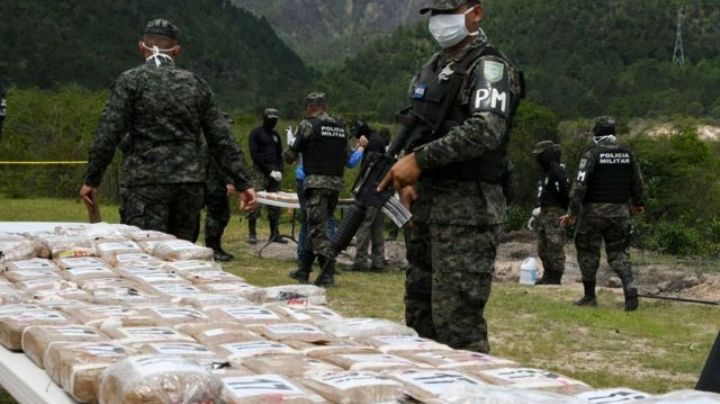 La música, en shock: Querida cantante revela que recibió ayuda de un poderoso narcotraficante